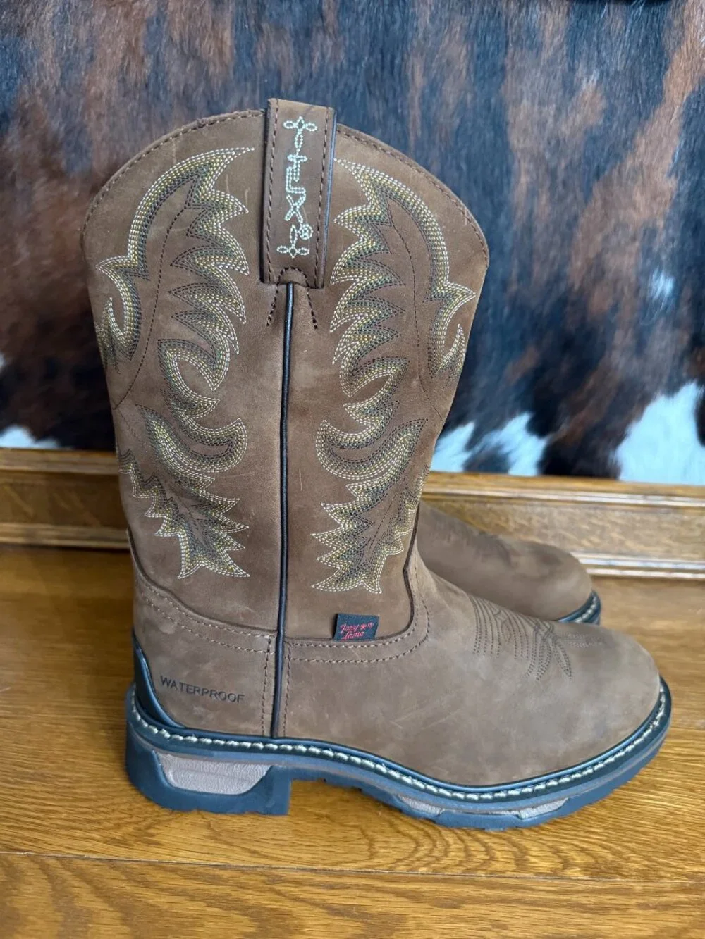Tony Lama Men’s Waterproof Tan Cheyenne Leather Boot TW1018 Size 8 - NEW IN BOX